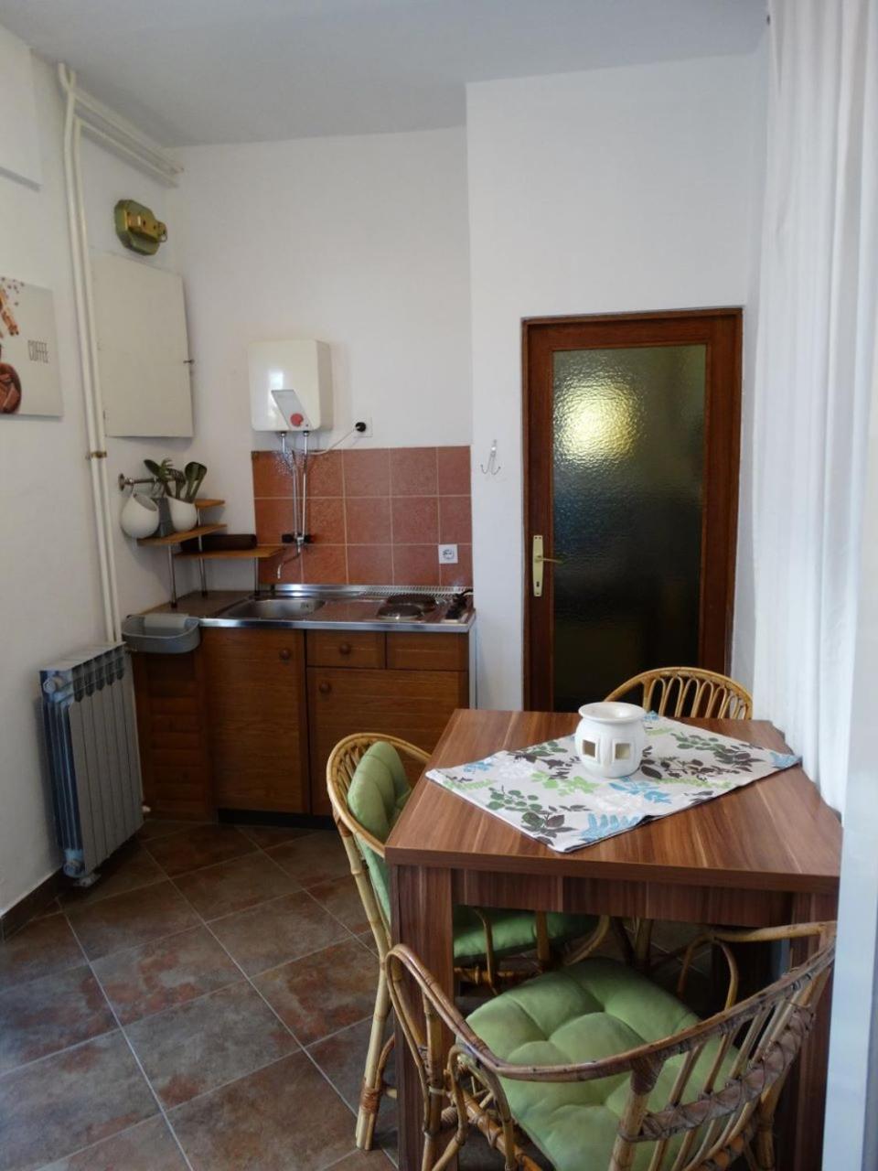 Roni Apartment Crikvenica Exterior photo